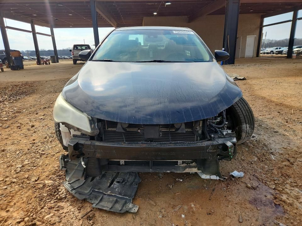 2015 Toyota Camry Hybrid