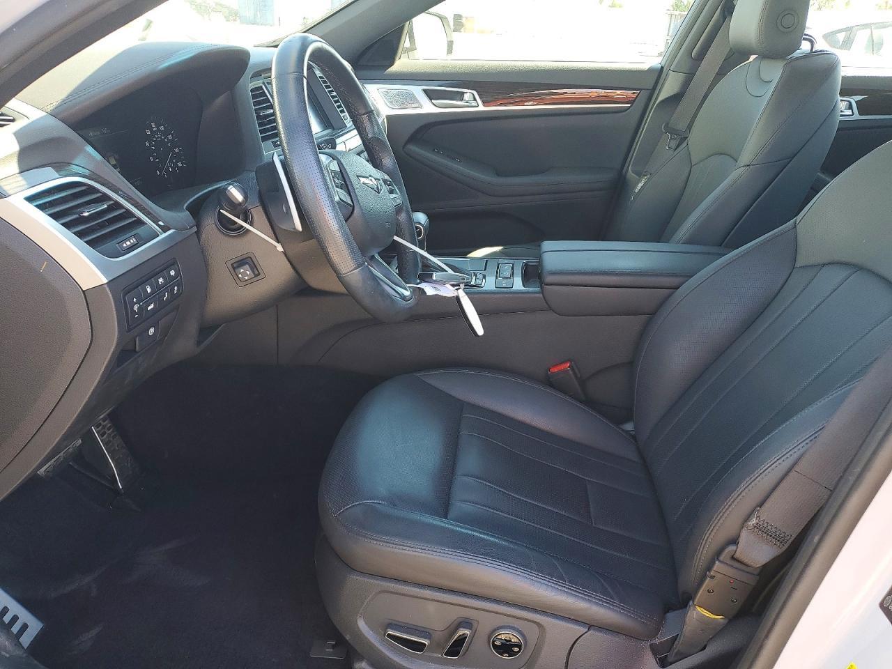 2020 Genesis G80 Base