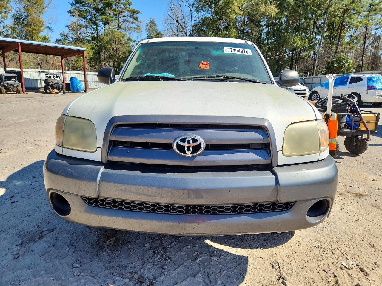 2005 Toyota Tundra Base