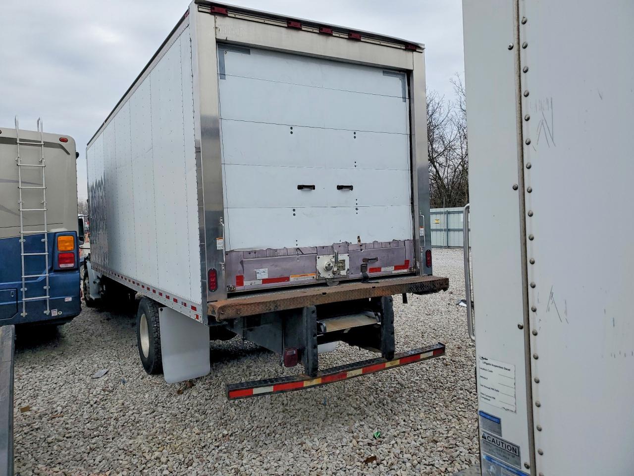 2019 Freigliner 2019 Freightliner M2 106 MED-BOX Truck