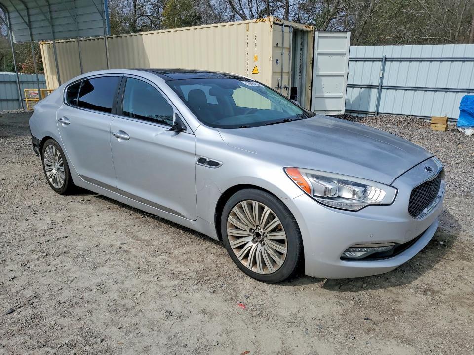 2015 KIA K900