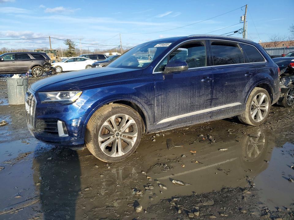 2021 Audi Q7 Premium Plus