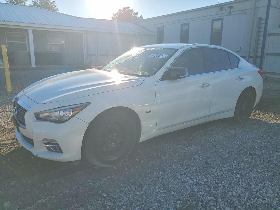 2017 Infiniti Q50 Premium