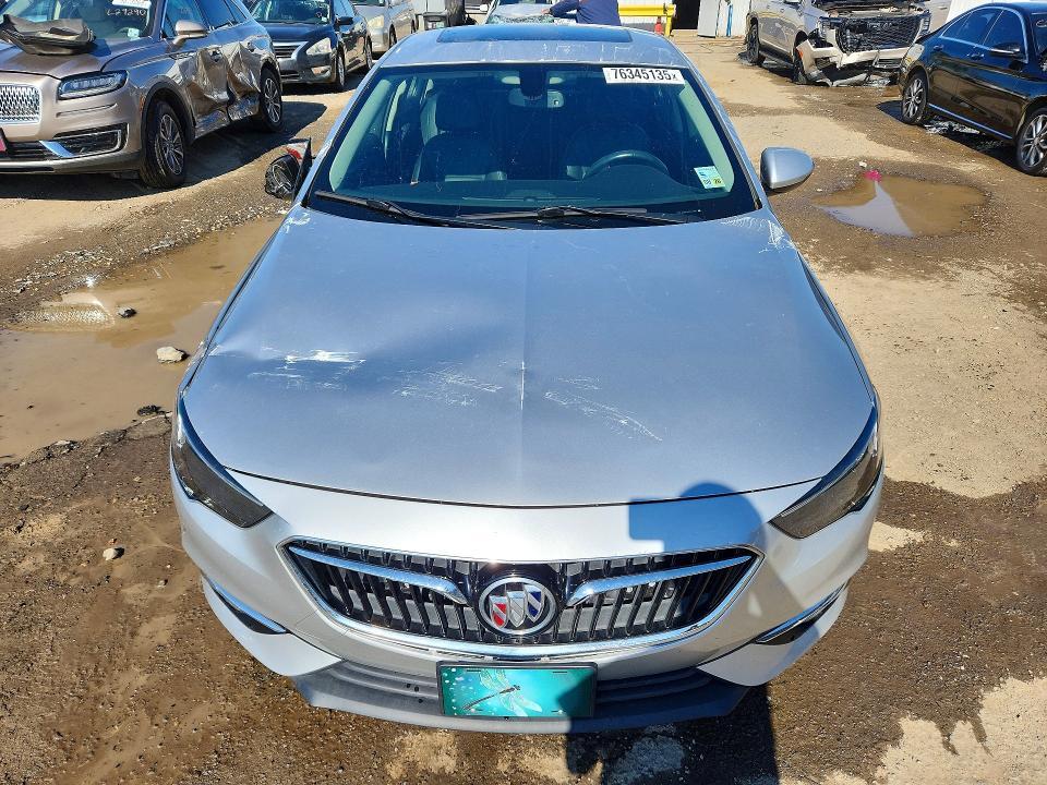 2018 Buick Regal Essence