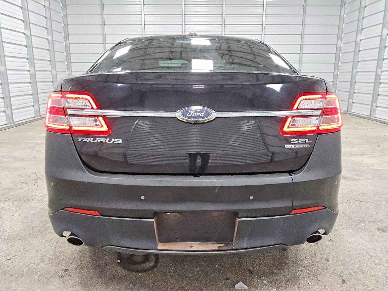 2019 Ford Taurus sel