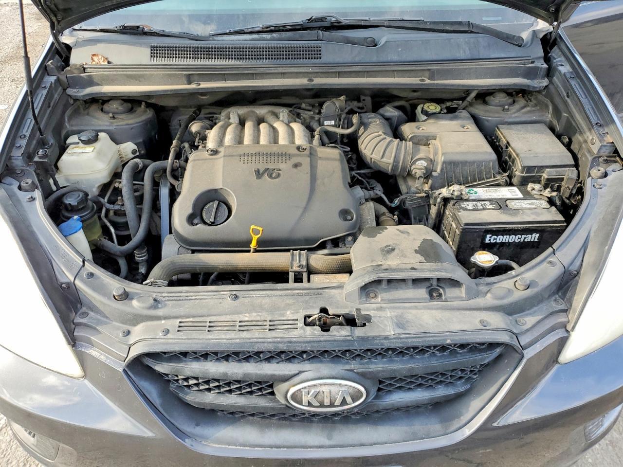 2008 KIA Rondo lx