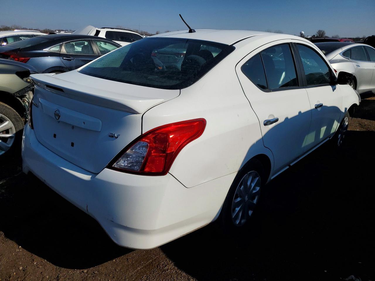 2019 Nissan Versa s