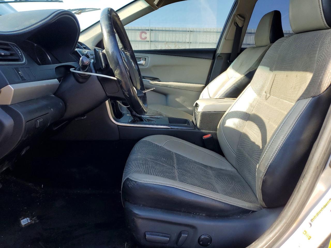 2017 Toyota Camry le
