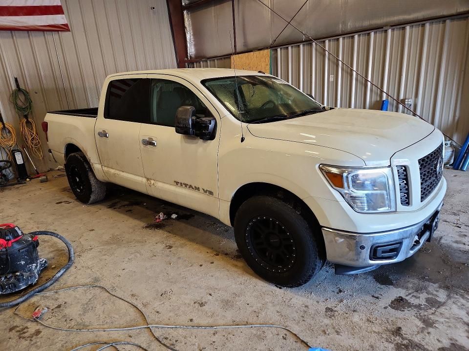 2019 Nissan Titan sv