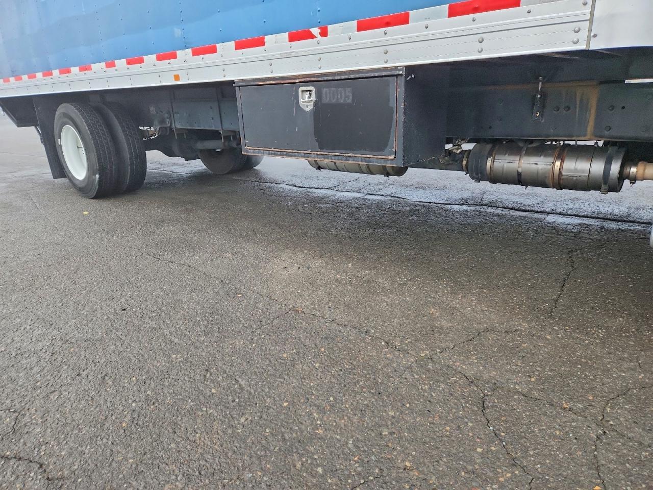 2014 Freightliner Business Class M2 BOX Truck