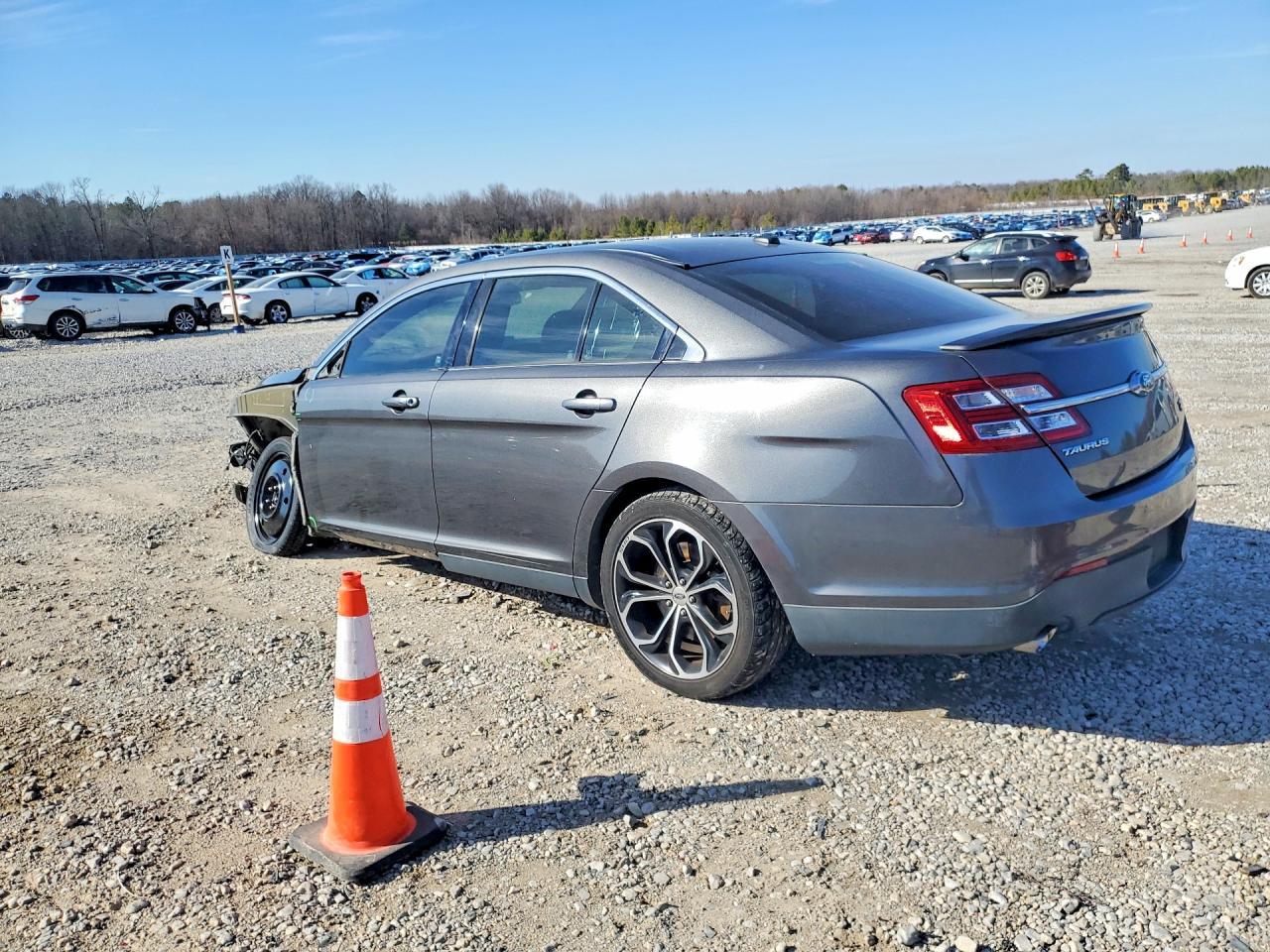 2015 Ford Taurus sho