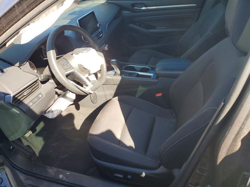 2021 Nissan Altima sv