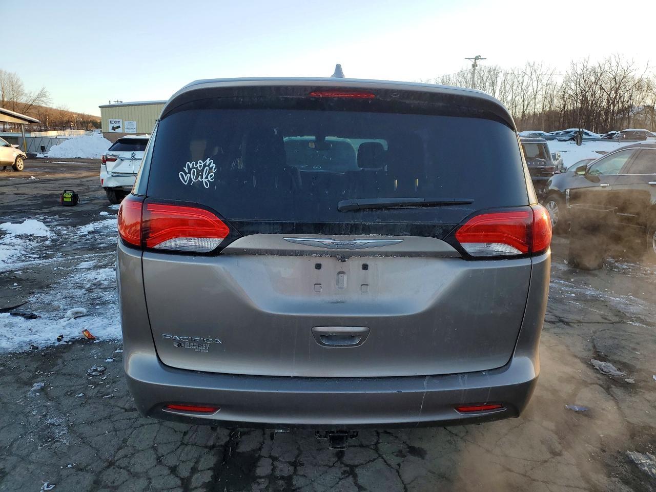 2017 Chrysler Pacifica Touring
