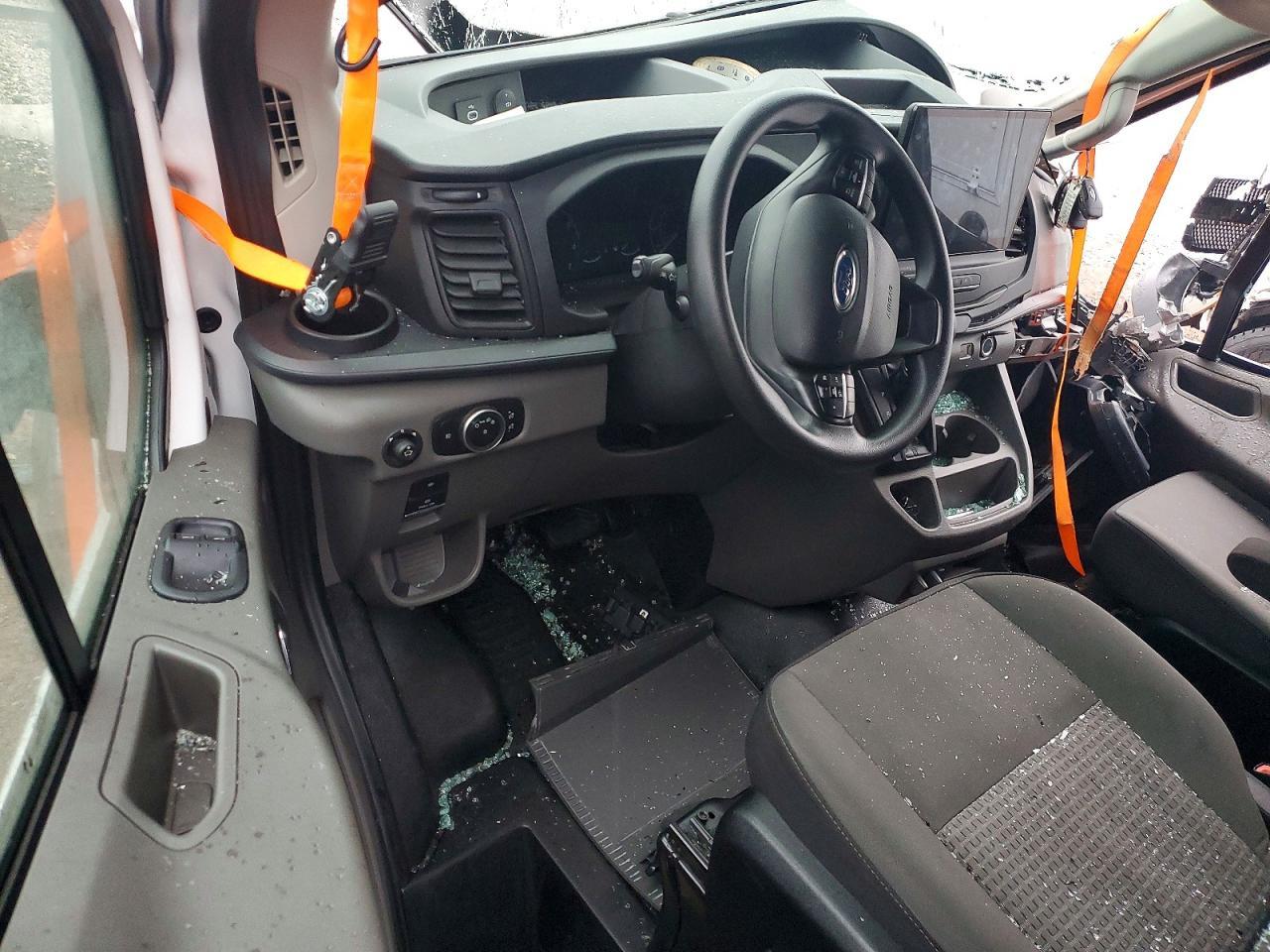 2024 Ford Transit T-250