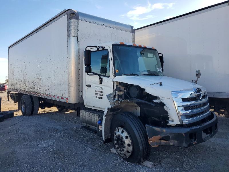 2017 Hino 258/268 BOX Truck