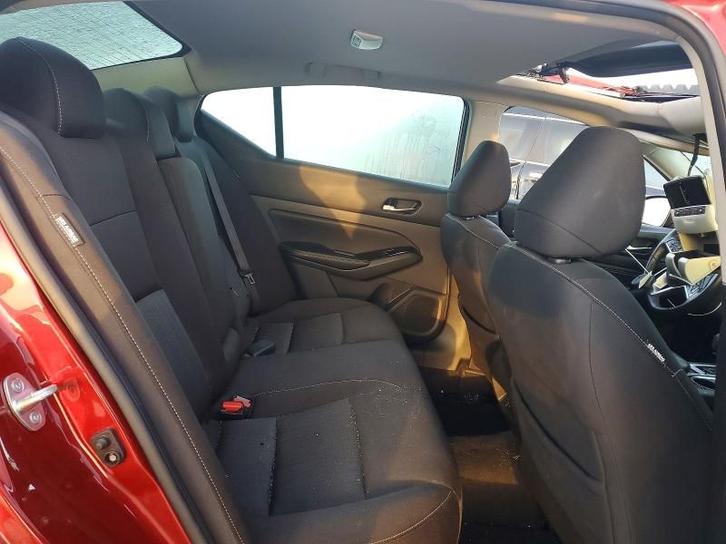 2021 Nissan Altima sv