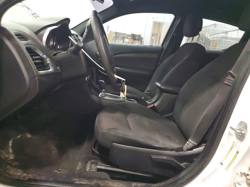 2014 Dodge Avenger se