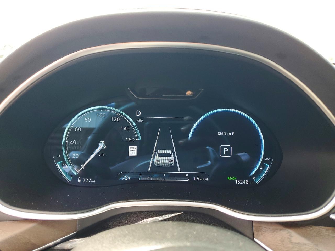 2023 Genesis G80