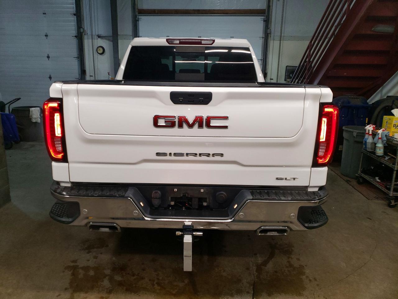 2021 GMC Sierra K1500 SLT