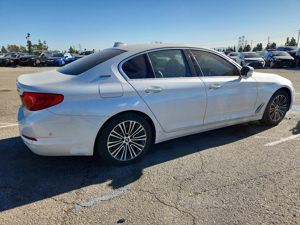 2018 BMW 530e