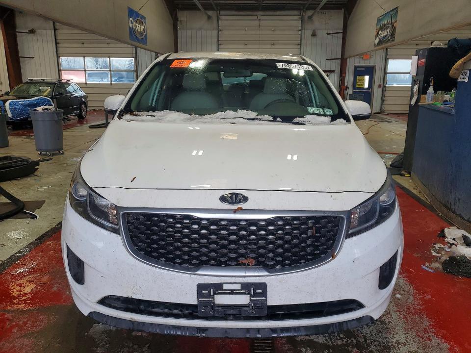 2015 KIA Sedona lx