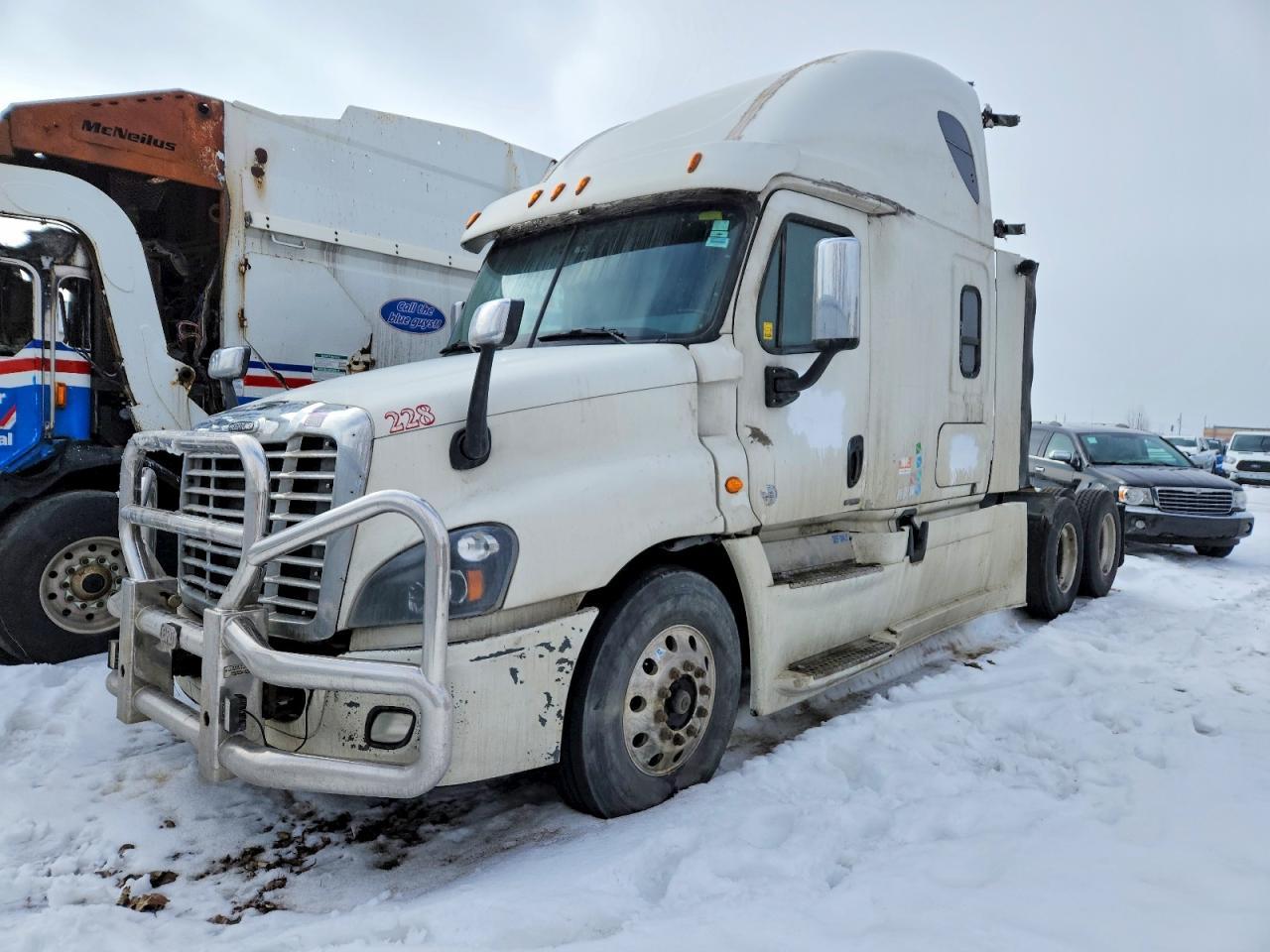 2016 Freightliner Cascadia 125