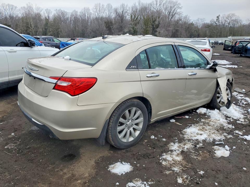 2013 Chrysler 200 Limited