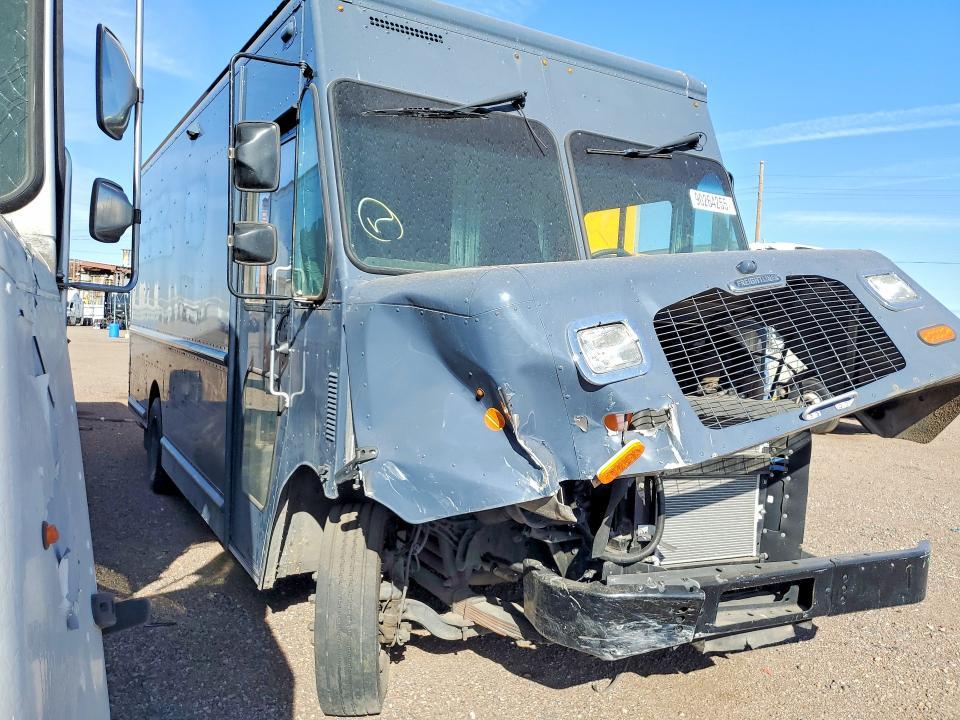 2020 Freigliner 2020 Freightliner MT 45G Delivery Van