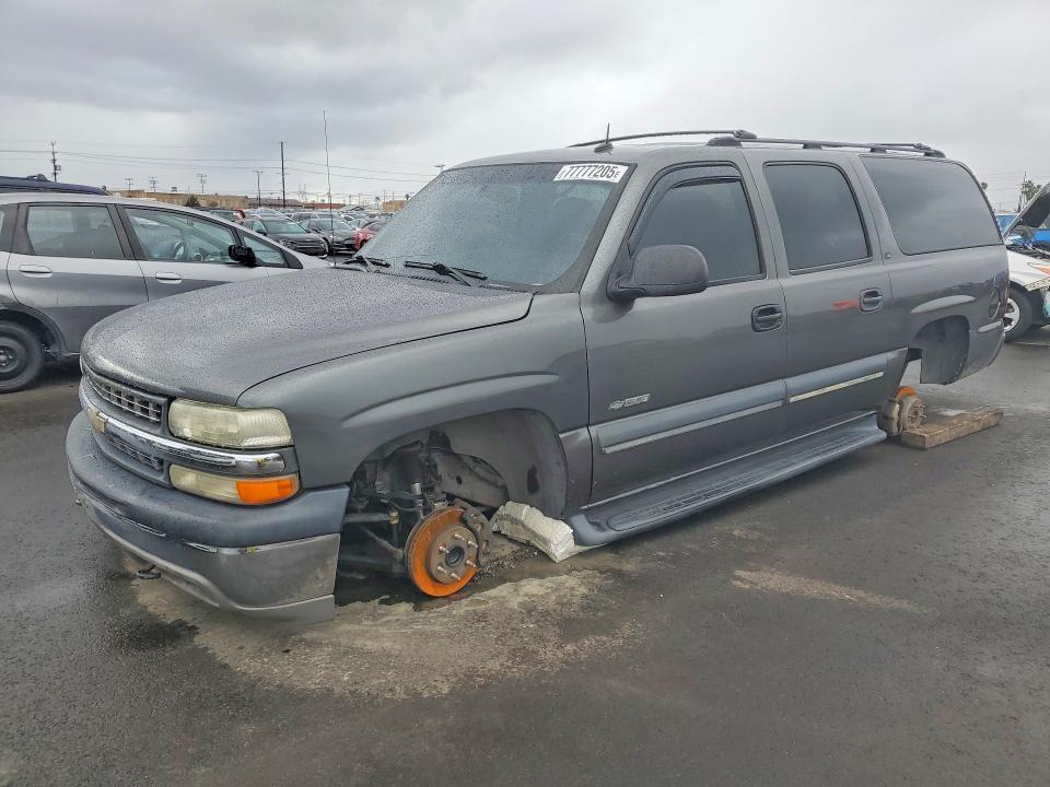 2002 Chevrolet Suburban C1500