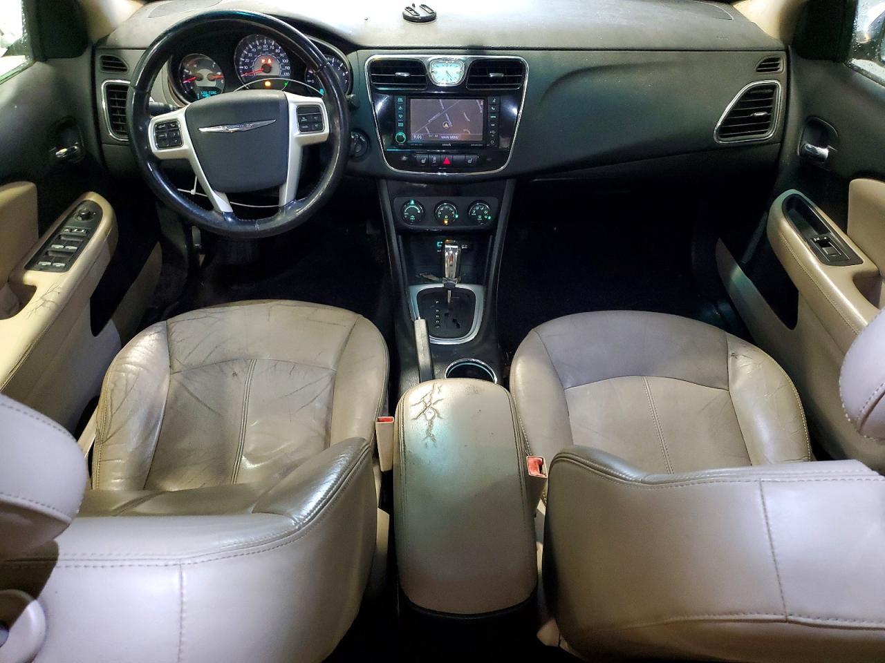 2011 Chrysler 200 Limited