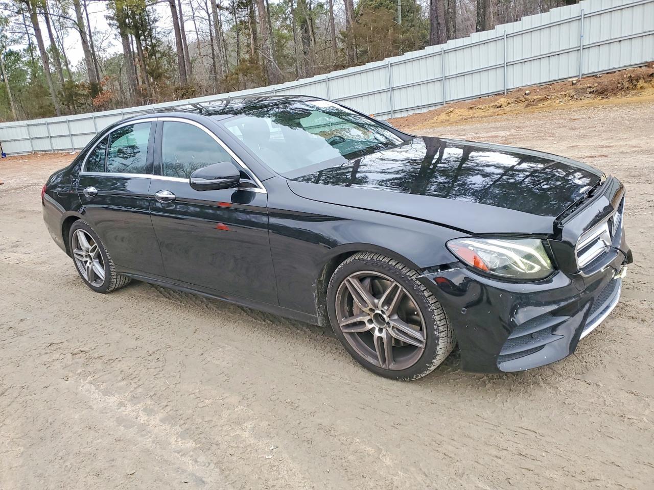 2017 Mercedes-Benz E 300 4matic