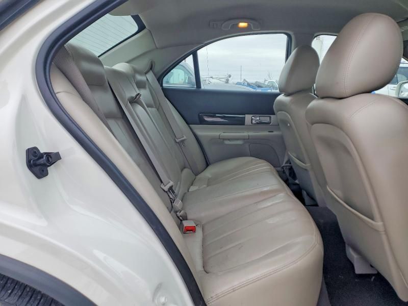 2003 Lincoln Townhouse LS