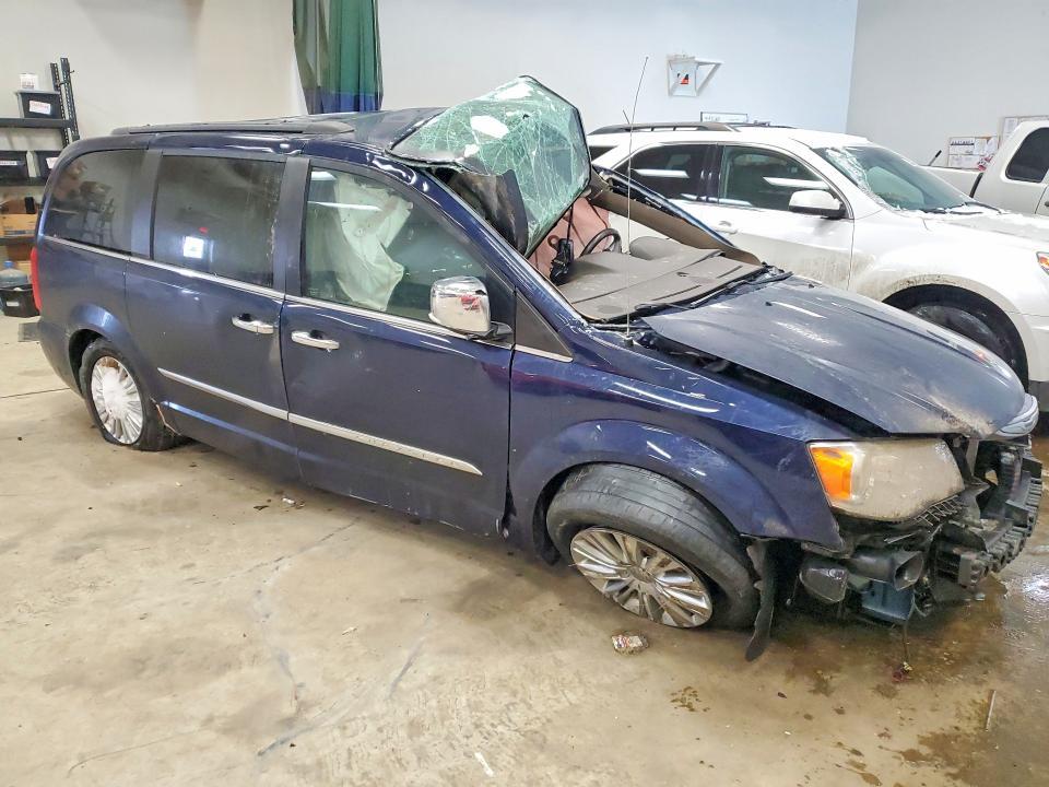 2015 Chrysler Town & Country Touring l