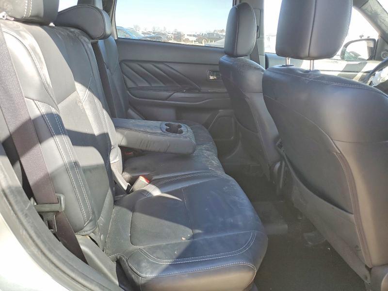 2022 Mitsubishi Outlander sel