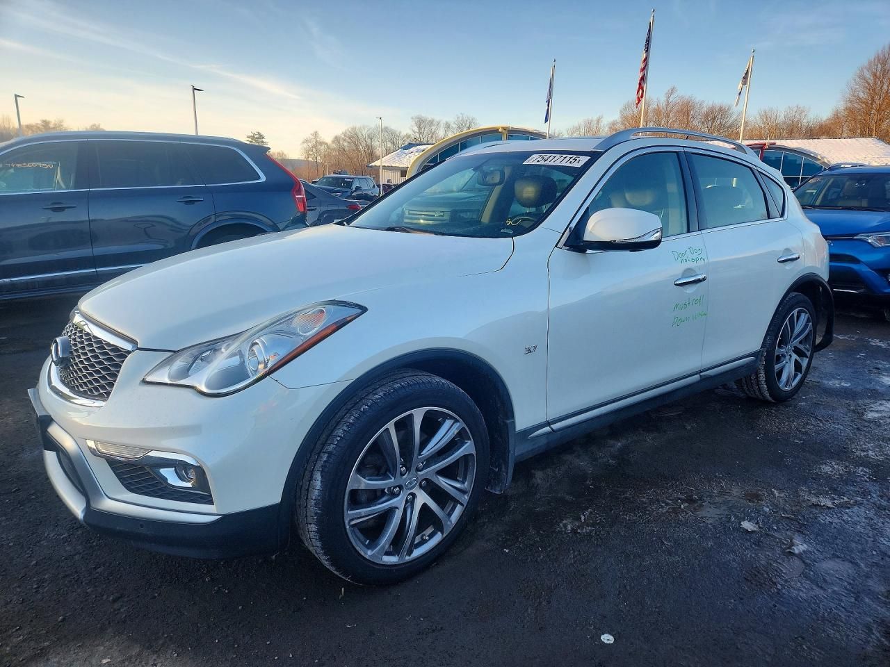 2016 Infinity Qx50 Base