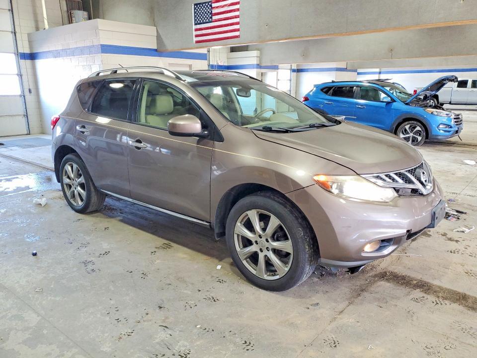 2013 Nissan Murano s