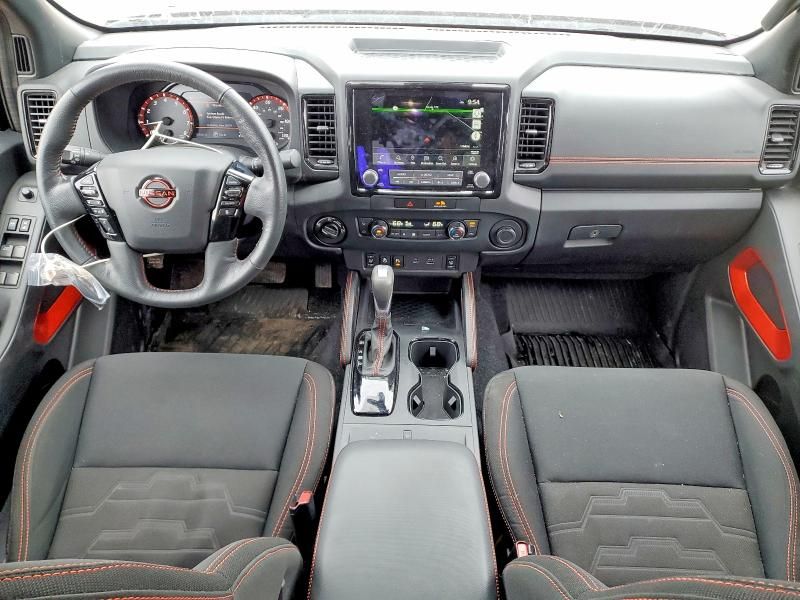 2022 Nissan Frontier s