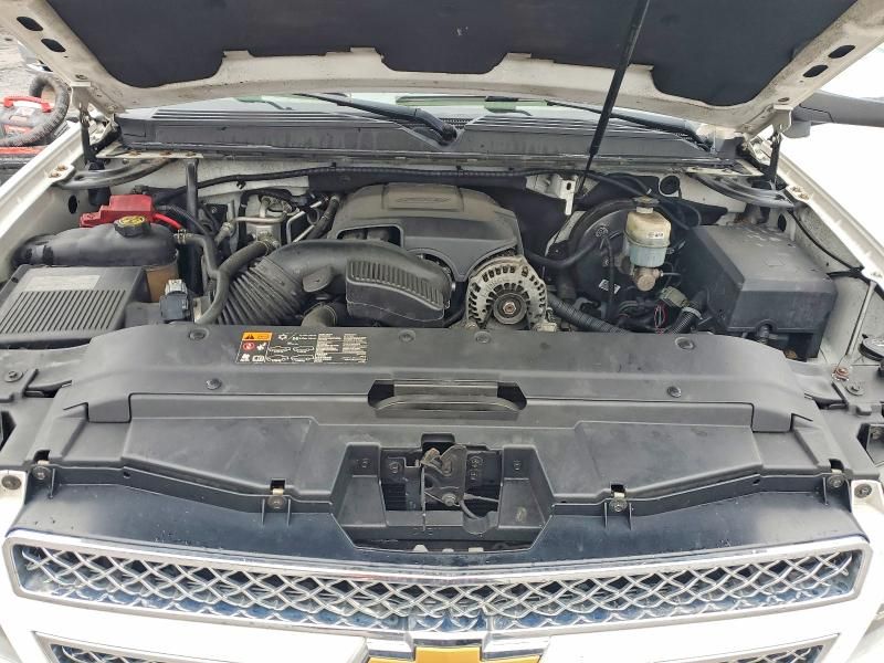 2012 Chevrolet Suburban K1500 ltz