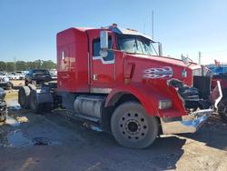 Salvage trucks for sale at Houston, TX auction: 2002 Kenworth T800 Semi Truck
