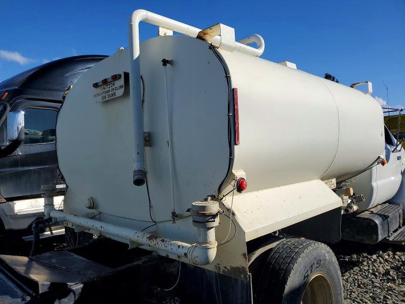 2006 Ford F750 Super Duty Tank Truck