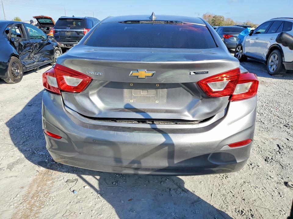 2018 Chevrolet Cruze Premier