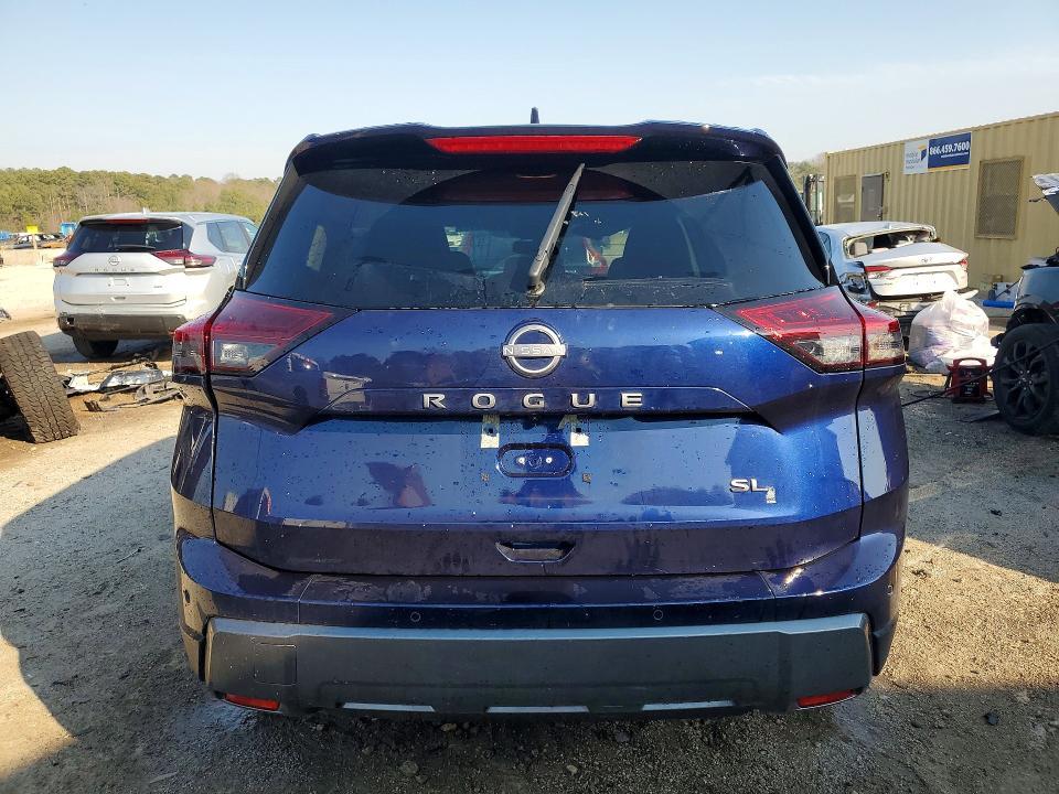 2026 Nissan Rogue sl