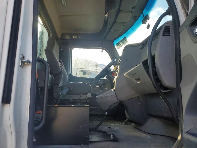 2016 Peterbilt Tractor 2016 Peterbilt 579 Semi Truck