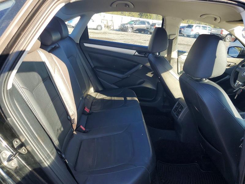 2013 Volkswagen Passat se