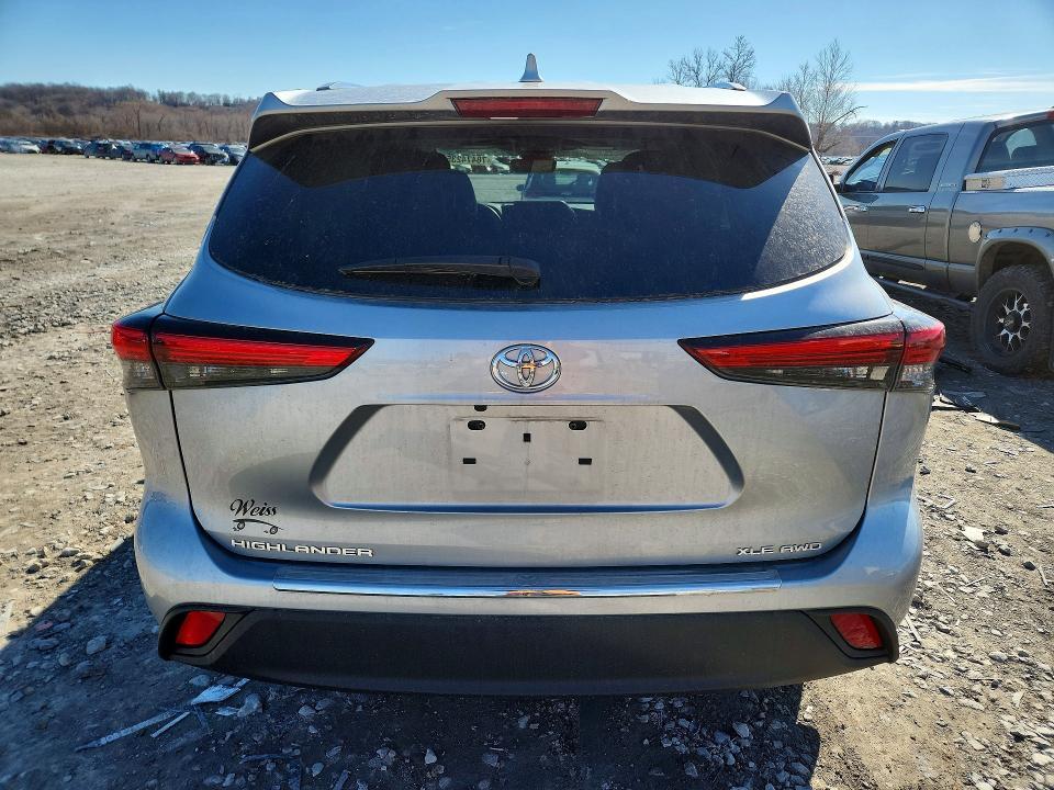 2021 Toyota Highlander xle