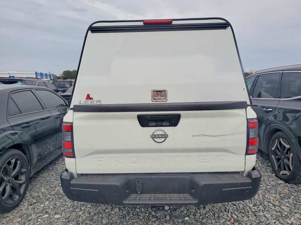 2025 Nissan Frontier s