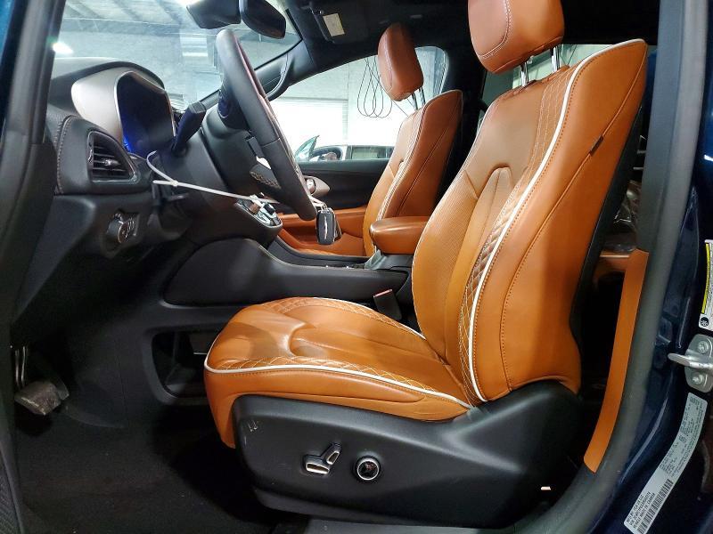 2025 Chrysler Pacifica Pinnacle