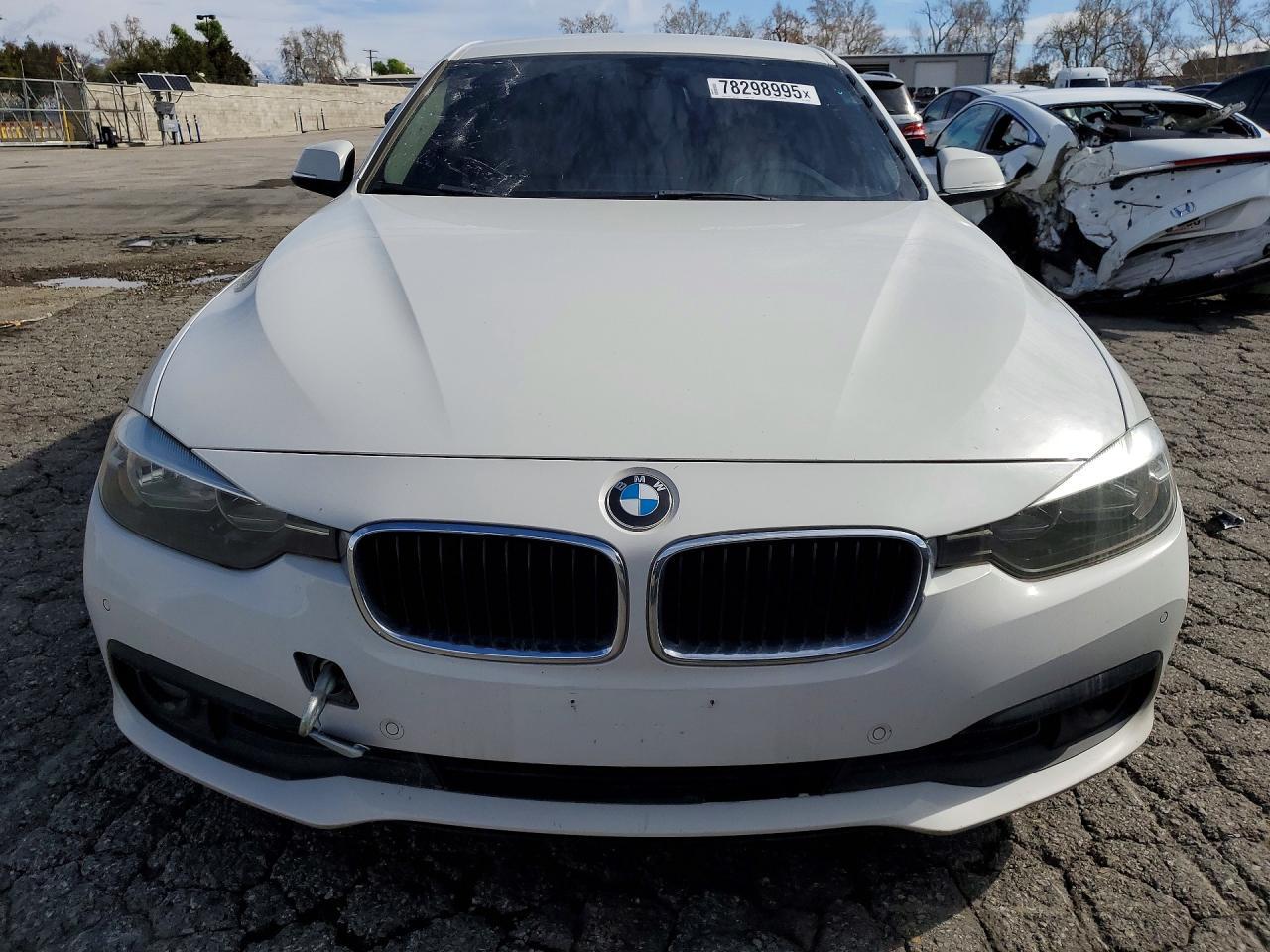 2017 BMW 320 i
