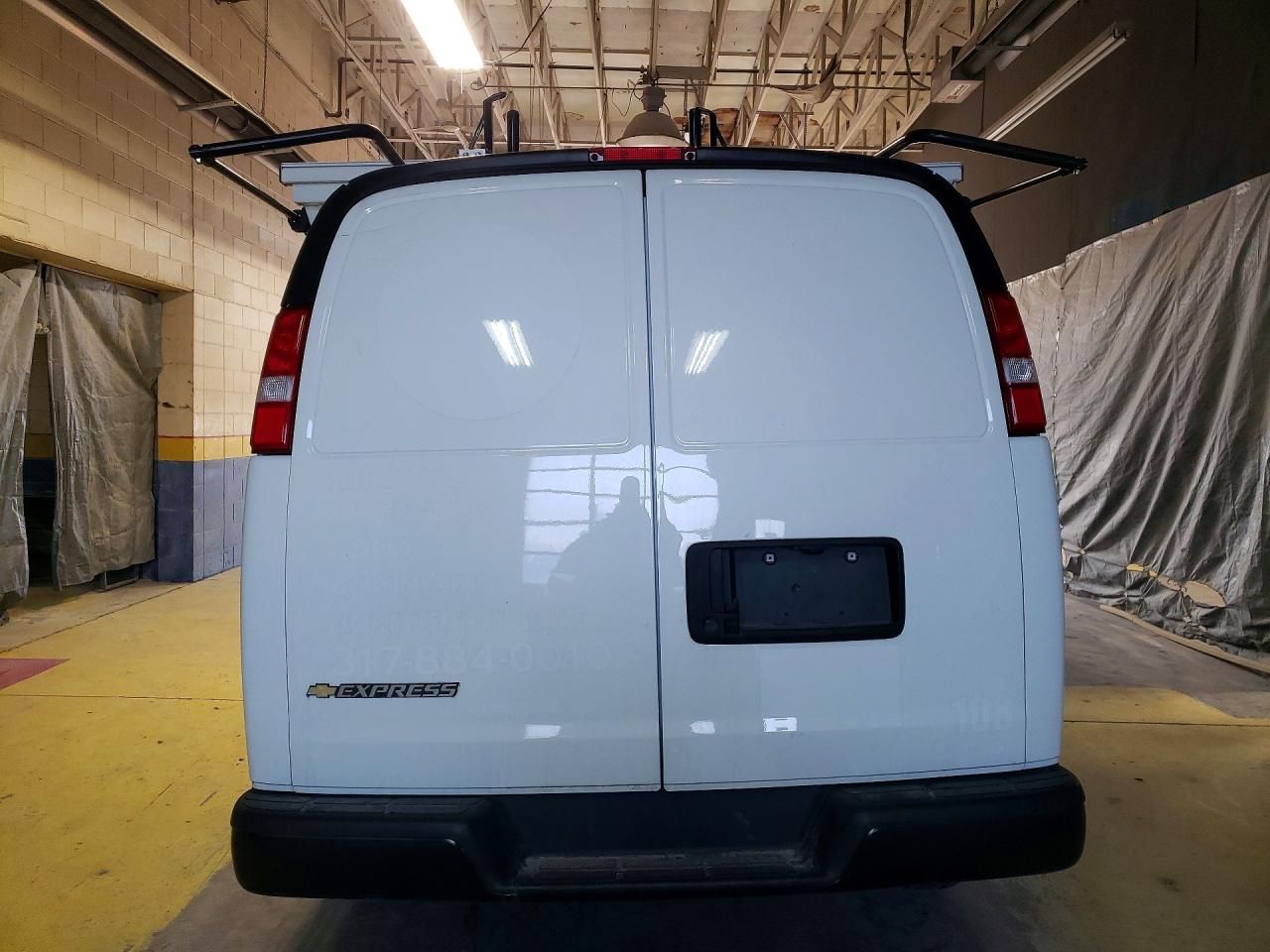 2023 Chevrolet Express G2500