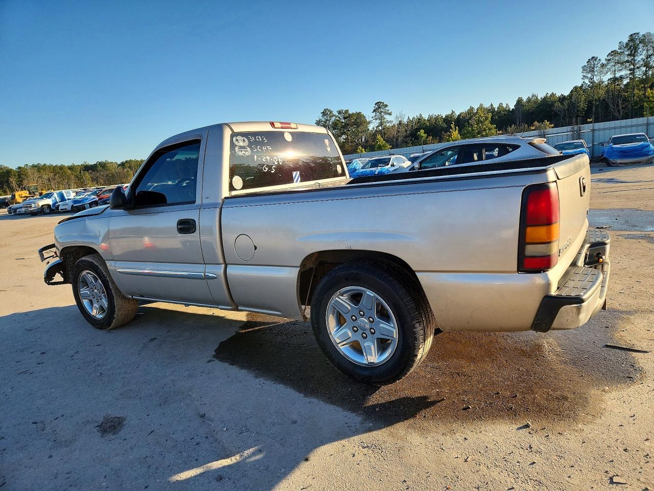 2005 GMC New Sierra C1500